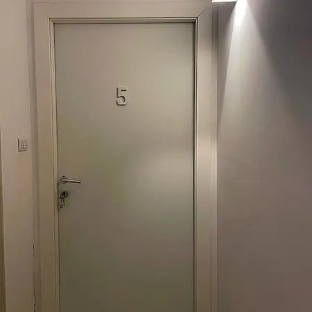 100 Passi Al Massimo 게스트하우스